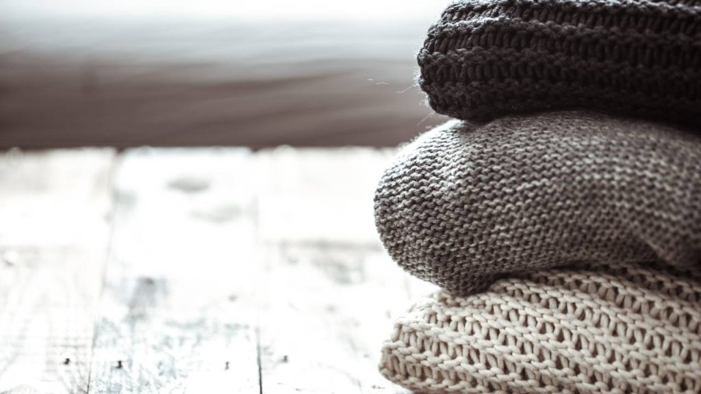 Comment défroisser pull en laine