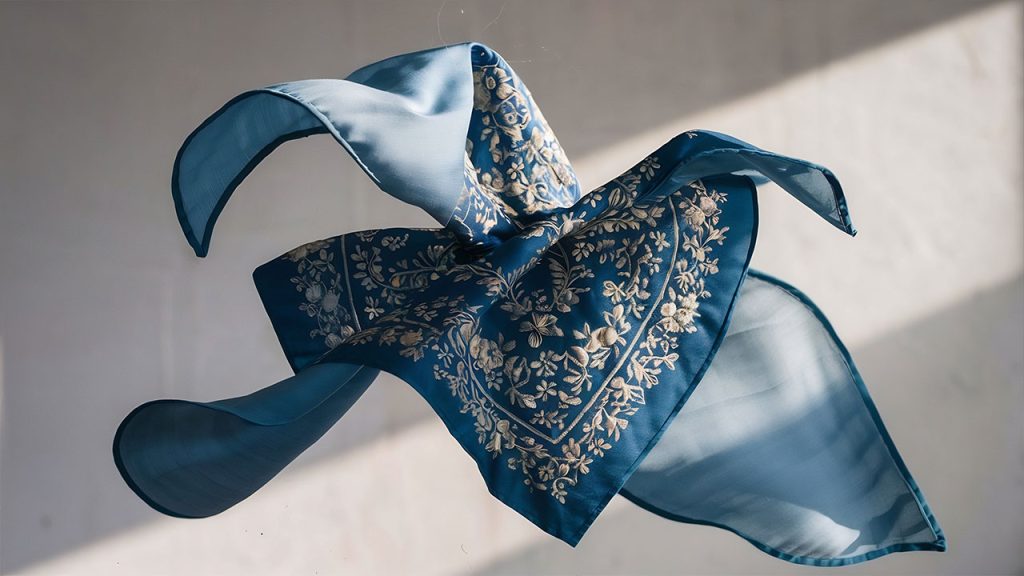 comment repasser un foulard en soie